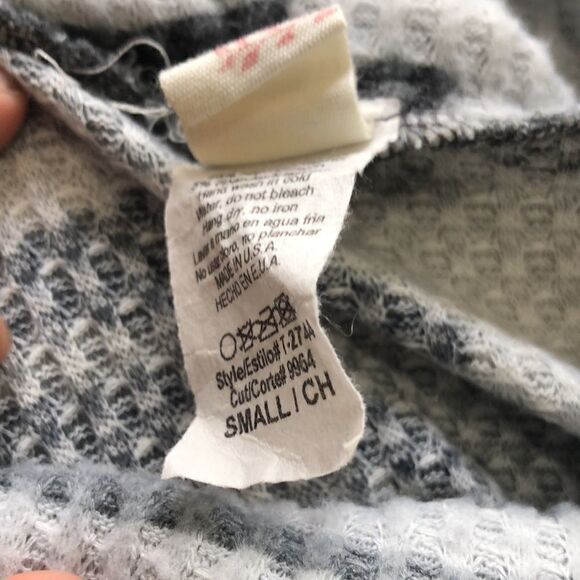 7th ray Grey Cowl Neck Sweater - Picture 9 of 10